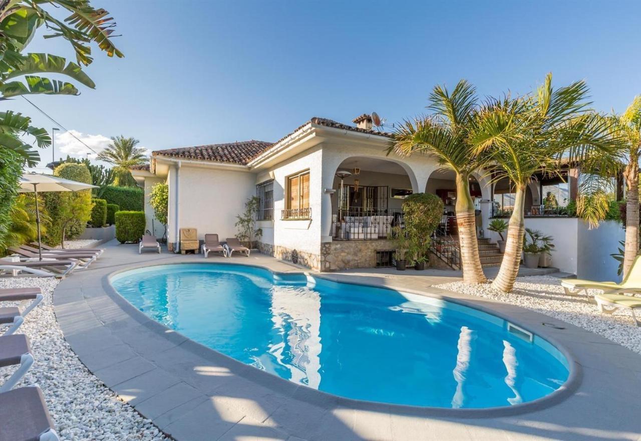 Holiday villa for rent in Marbella Exteriör bild